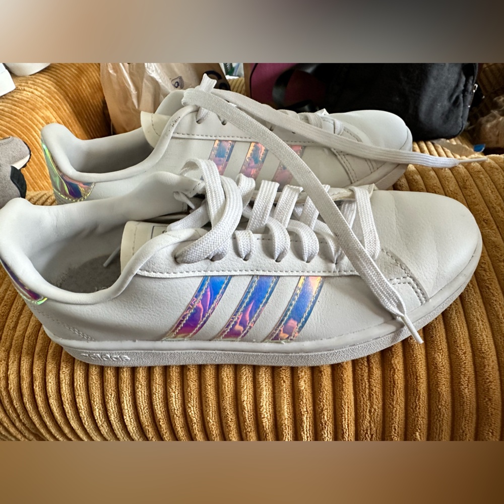 Adidas Grand Court 2.0 - Women’s - Holographic
